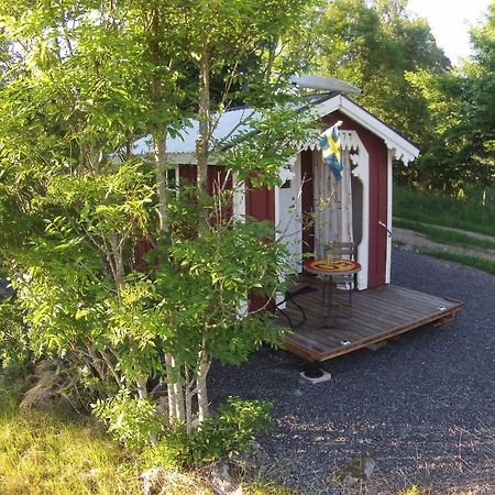 Liten Enklare Klimatsmart Stuga I Roslagen Östhammar Exterior foto